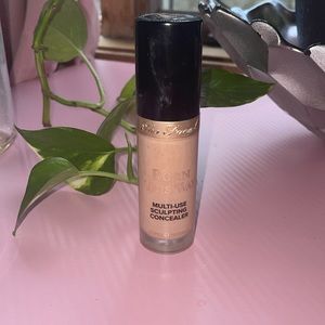 Too faced born this Way Nude Shade concealer Multi Use Sculpt
